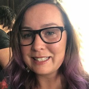 Meet your Posher, Becca